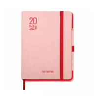 La chiusura dell'agenda giornaliera 2024 Mitama è assicurata da un elastico colorato piatto. Colore copertina rosa.